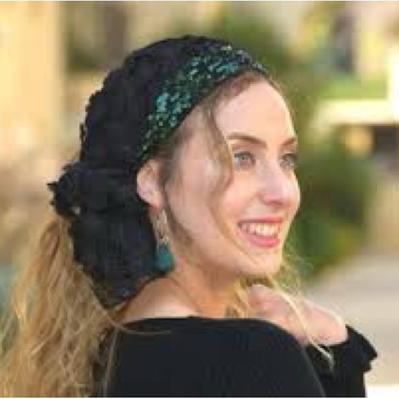 Lovely Black & Green Lace Handmade Mitpachat Head Covering-Scarf-Tichel Headband - Picture 4 of 10